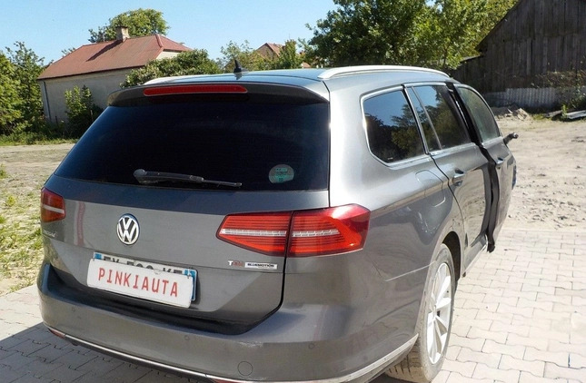 Volkswagen Passat cena 16900 przebieg: 417206, rok produkcji 2018 z Katowice małe 436